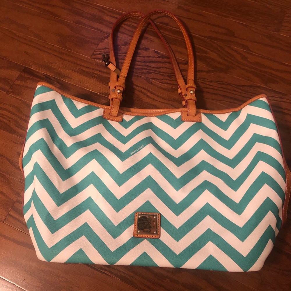 Dooney & Bourke Purse
